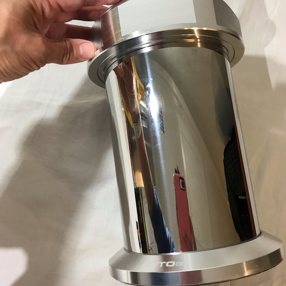 AutoArt 🍷 Racing Car Center Lock Wheel Nut Aluminum Wine Cooler Chiller Metal - Picture 11 of 14